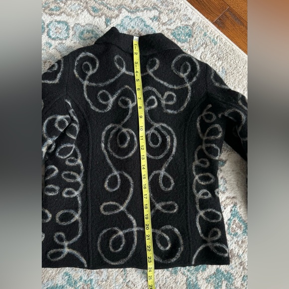 Super unique Carol Little cardigan blazers %100 wool with beautiful swirl design - Picture 7 of 8
